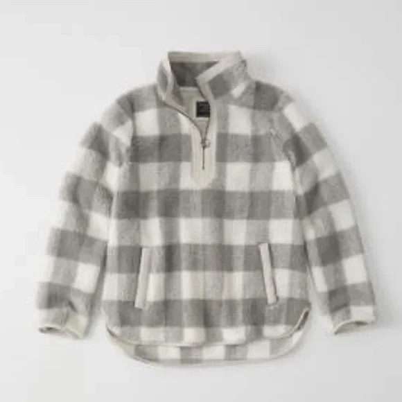 Abercrombie & Fitch Cream and Gray Checkered Fleece - Picture 3 of 11